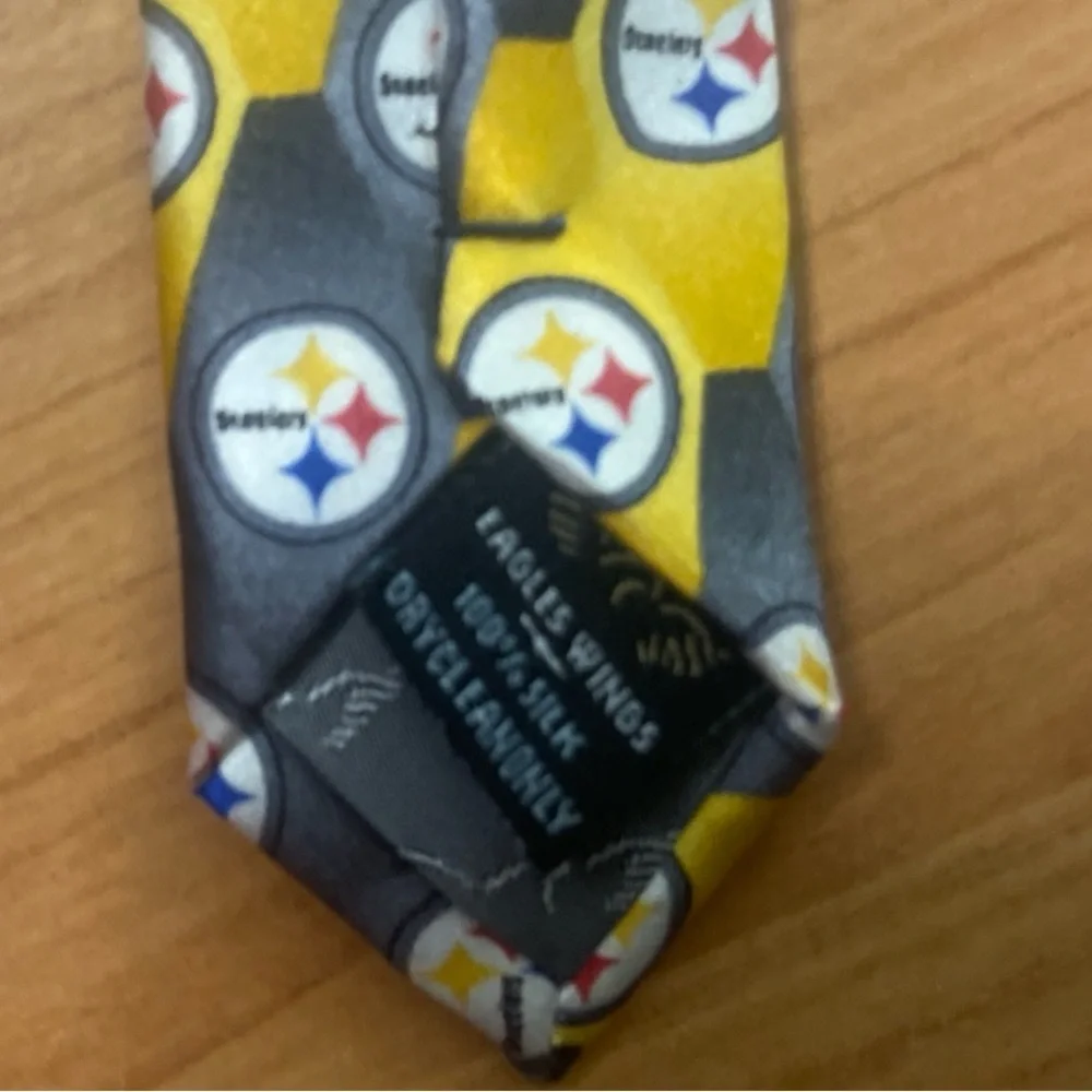 Pittsburgh Steelers NFL Football 100% Silk Tie Black Yellow Eagles Wings 101693